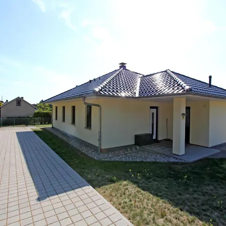 Doppelferienhaus Use 1650